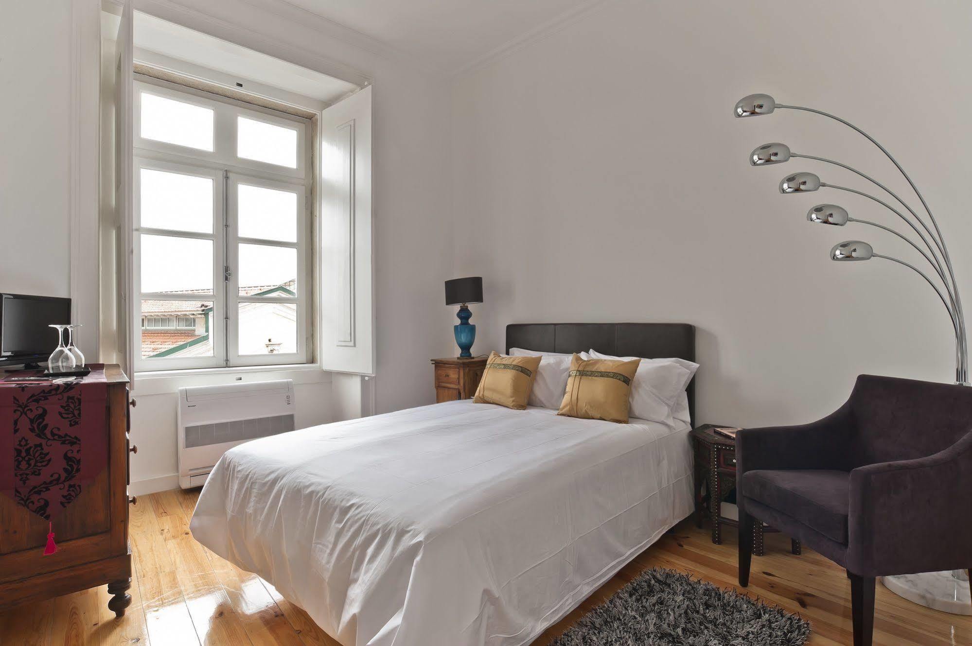 Ribeira Tejo By Shiadu Guesthouse Lisbon Bagian luar foto