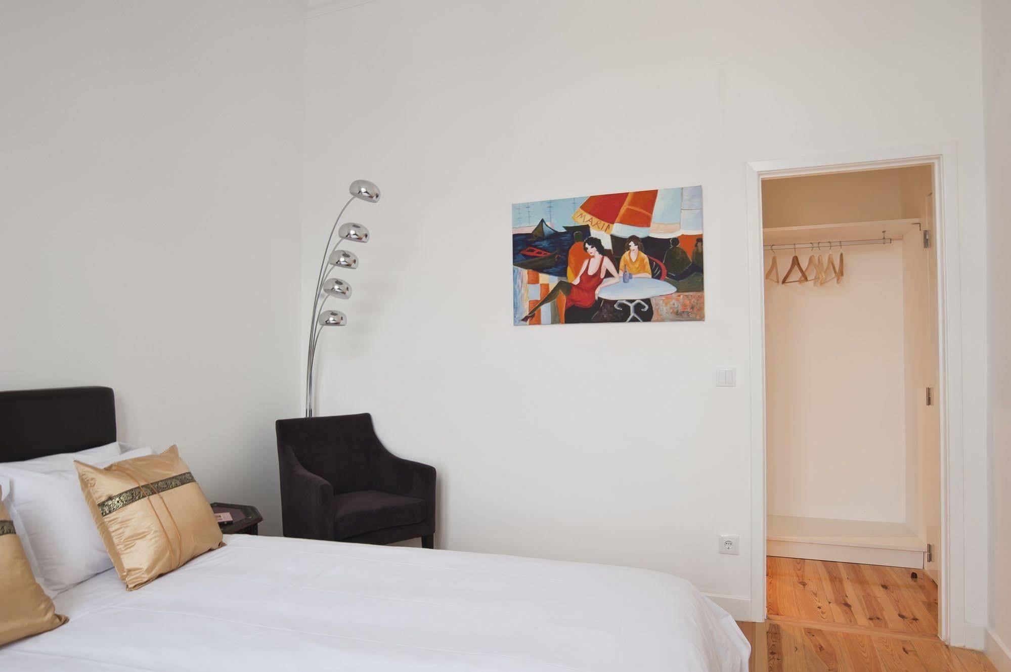 Ribeira Tejo By Shiadu Guesthouse Lisbon Bagian luar foto
